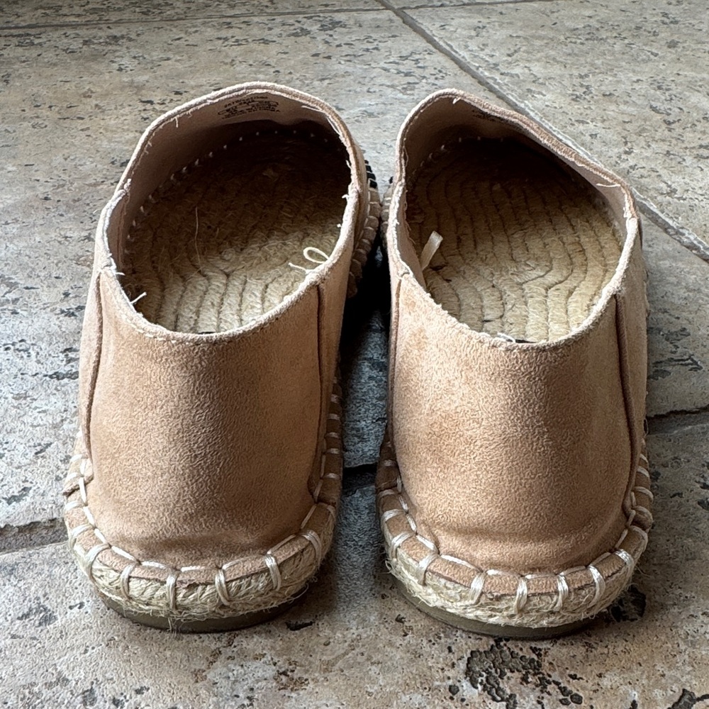 Zara Two-Tone Suede Espadrilles in Beige and Black - Picture 3 of 4